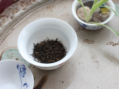 喝茶的好處和壞處分別是什么，長(zhǎng)期喝茶有什么危害？