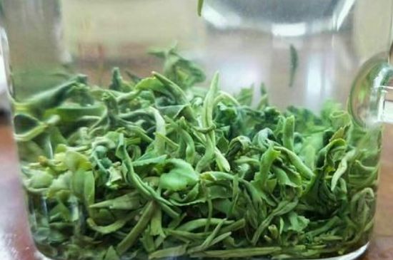 什么茶葉容易放香精，香精茶有什么危害？