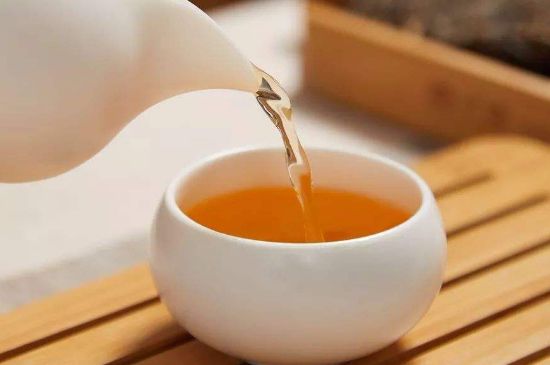 泡好的茶水放冰箱能保存多久，泡好的茶冷藏放多久？