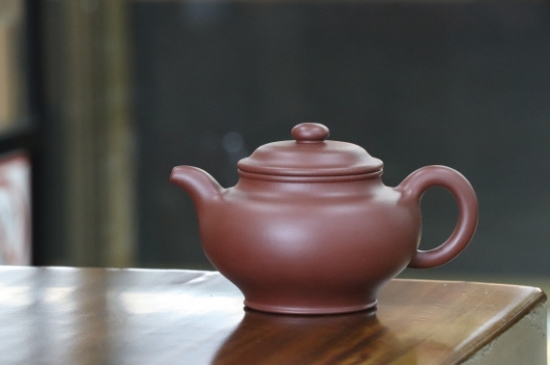 剛買的紫砂壺要怎么開(kāi)壺養(yǎng)壺，<a href=http://www.huxthp.com/chaju/zisha/ target=_blank class=infotextkey>紫砂壺開(kāi)壺</a>與養(yǎng)壺的方式方法