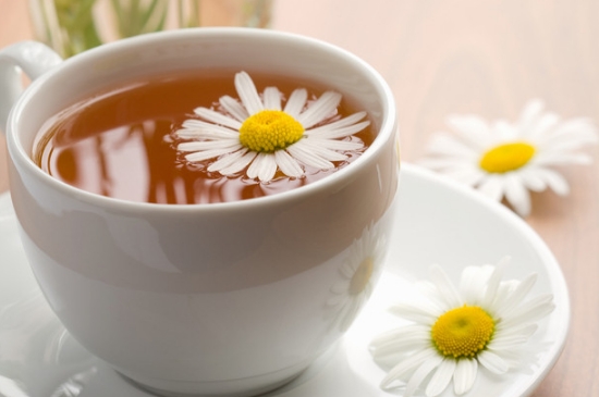 經(jīng)常菊花泡水好嗎，喝菊花茶有什么好處？