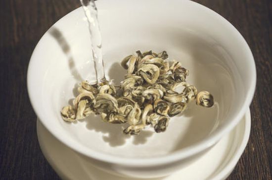 茉莉龍珠分幾種，怎樣分等級(jí)怎么看品質(zhì)