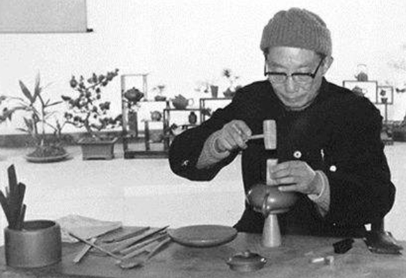 景舟八式紫砂壺圖片及名稱，經(jīng)典壺型顧景舟八式值多少錢？