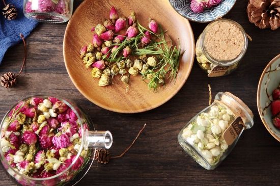 茉莉花和什么在一起喝好，茉莉花喝什么茶搭配？