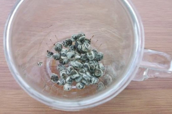 茉莉龍珠茶男人能喝嗎，男性夏季可以喝龍珠茶嗎