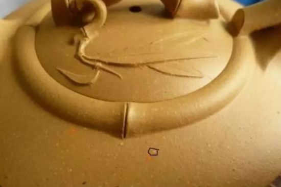 本山綠泥紫砂壺小黑點多嗎，真正本山綠泥會吐黑嗎？