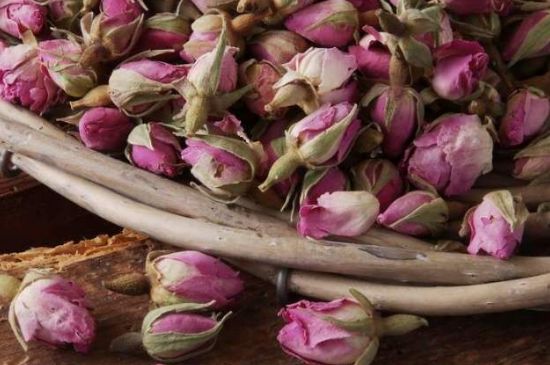玫瑰花茶是應該煮還是蒸，玫瑰花茶是不是煮一下效果更好？