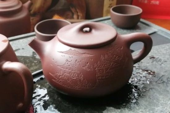 紫砂開壺和不開壺的區(qū)別，<a href=http://www.huxthp.com/chaju/zisha/ target=_blank class=infotextkey>紫砂壺開壺</a>的正確方法及開壺建議