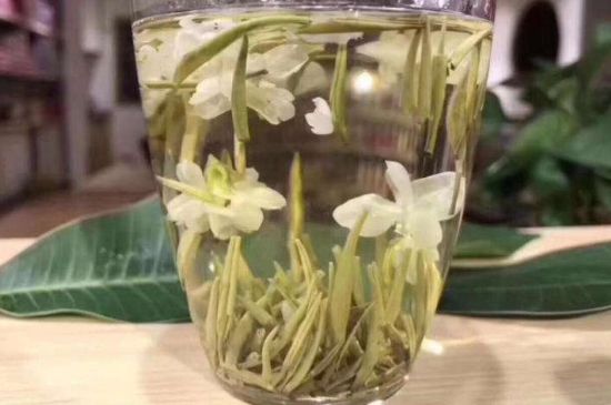 茉莉銀針屬于什么茶，茉莉銀針適合什么人喝？