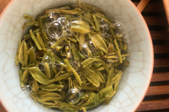 什么綠茶茶葉唇齒留香，哪個(gè)品種綠茶香氣好？