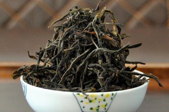 蜜蘭香和鴨屎香區(qū)別，鳳凰單樅鴨屎香vs蜜蘭香圖片對比