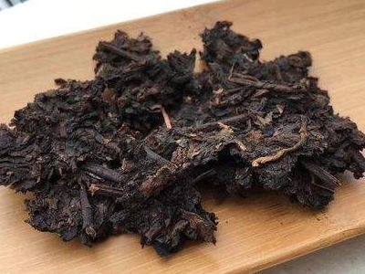 黑茶的功效與作用，長期喝黑茶有什么功效？