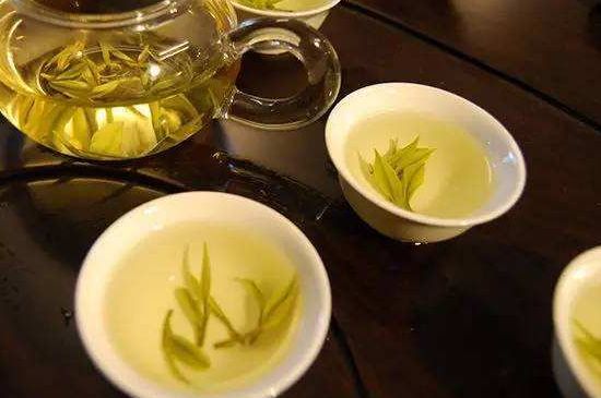 黃茶不適合哪些人喝，黃茶的功效與作用禁忌