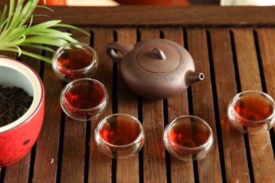 飯后多長時(shí)間喝六堡茶最好，六堡茶一天喝多少