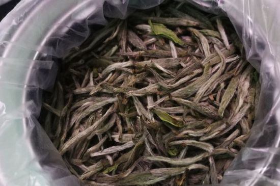 新白毫銀針和老白毫銀針的區(qū)別，新老白毫銀針的品質特征